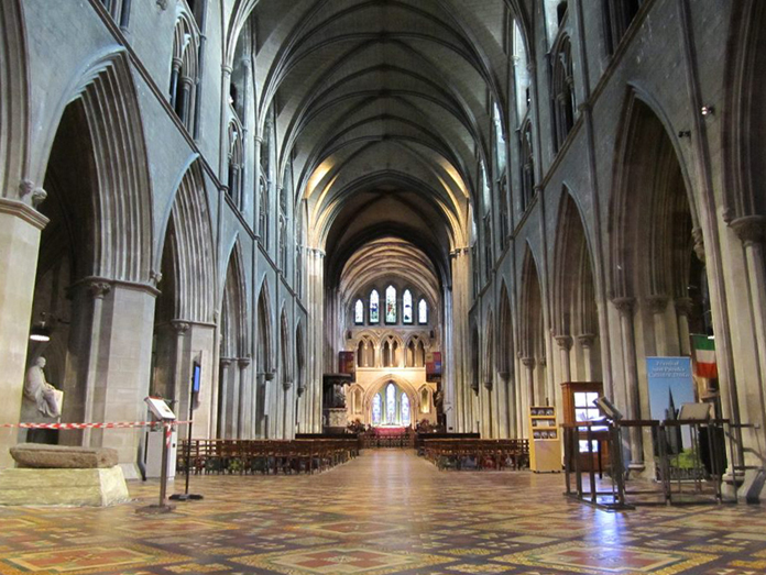 Saint Patrick's Cathedral, Dublin 05 – Tiered Nave